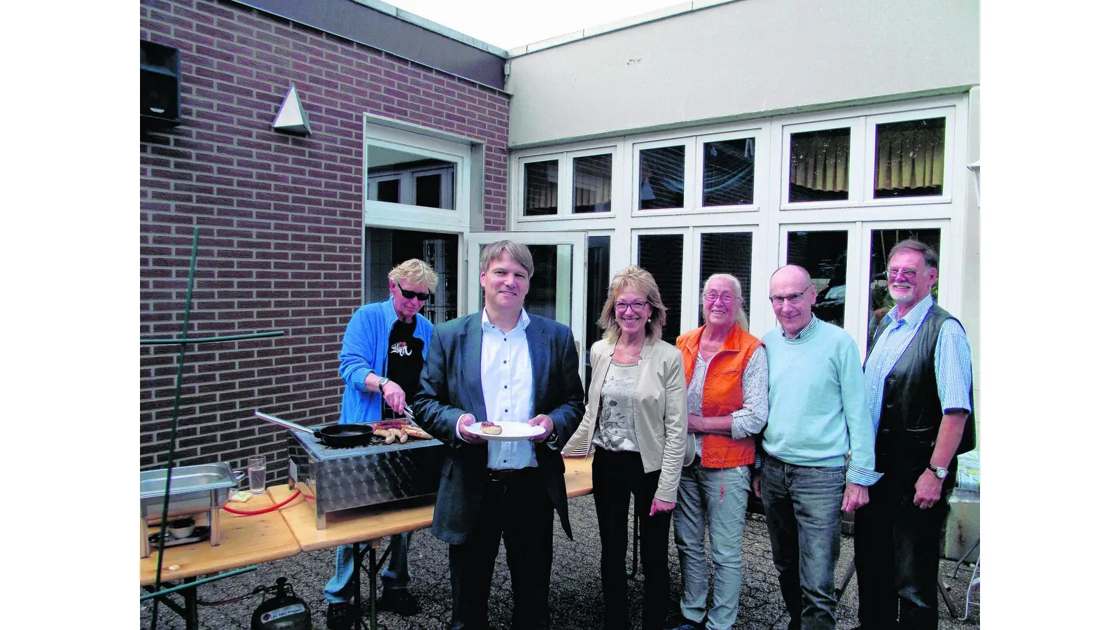 Geselliges Sommerfest in kleiner Runde (Foto: gr)
