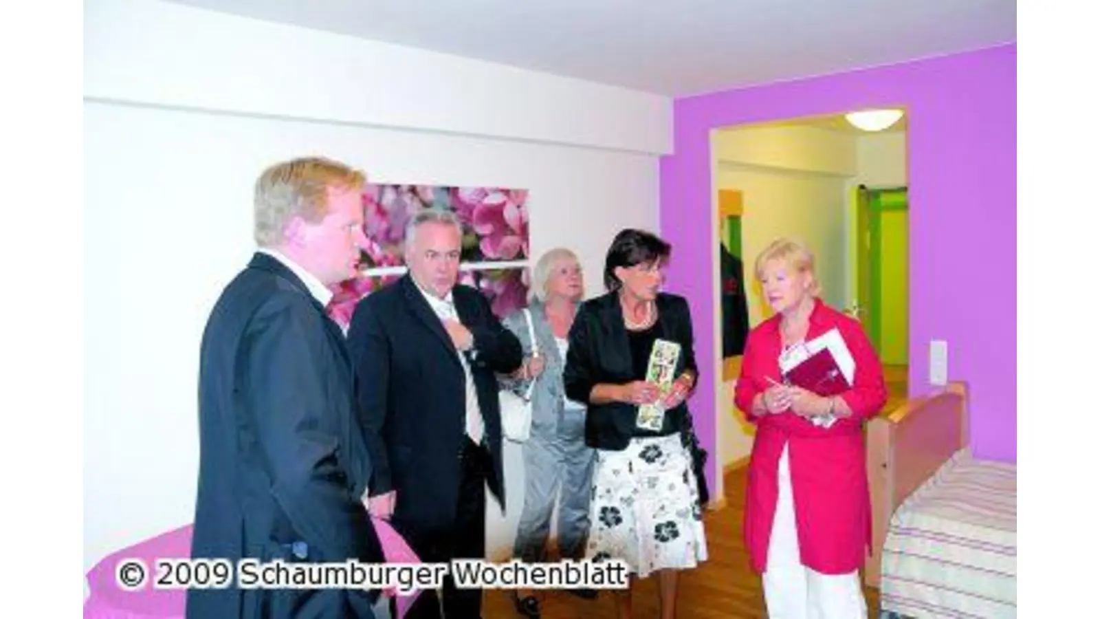Wuttke informiert sich über die Altenpflege (Foto: red)