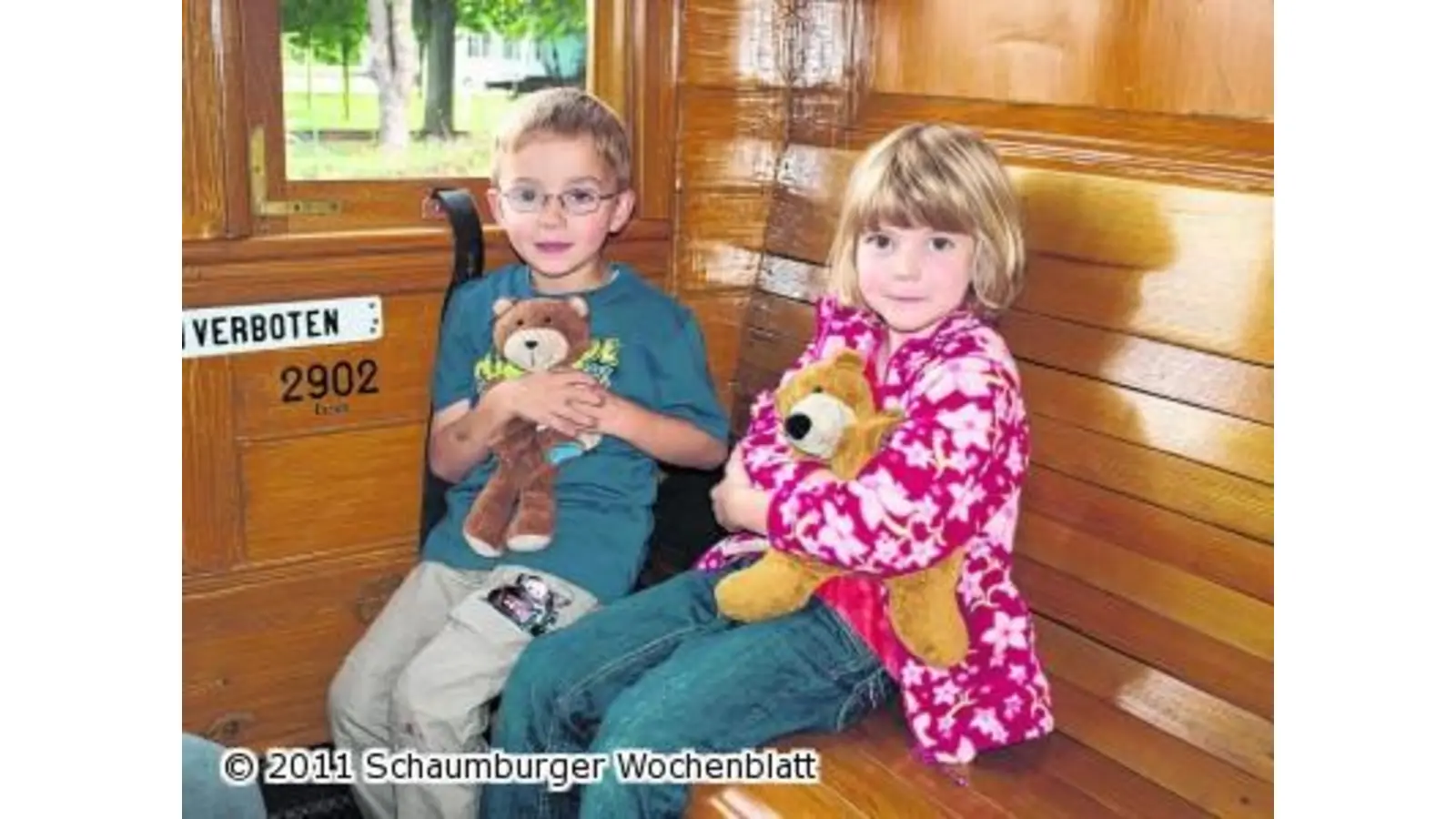 Mit dem Teddybären kostenlos mitfahren (Foto: em)