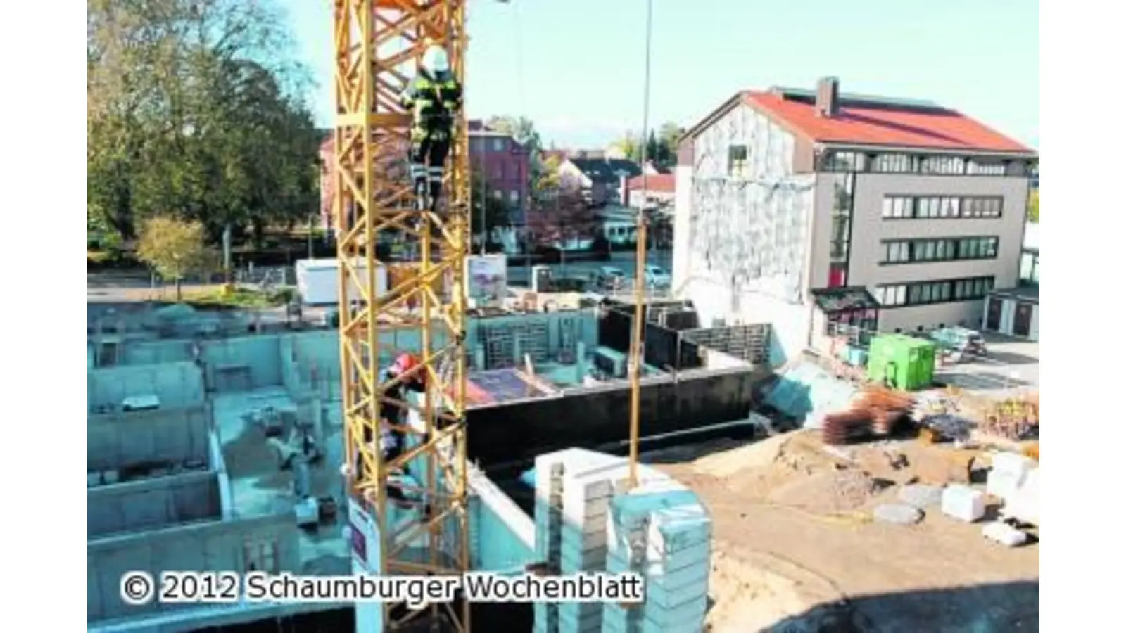 Feuerwehren üben Absturzsicherung (Foto: red)
