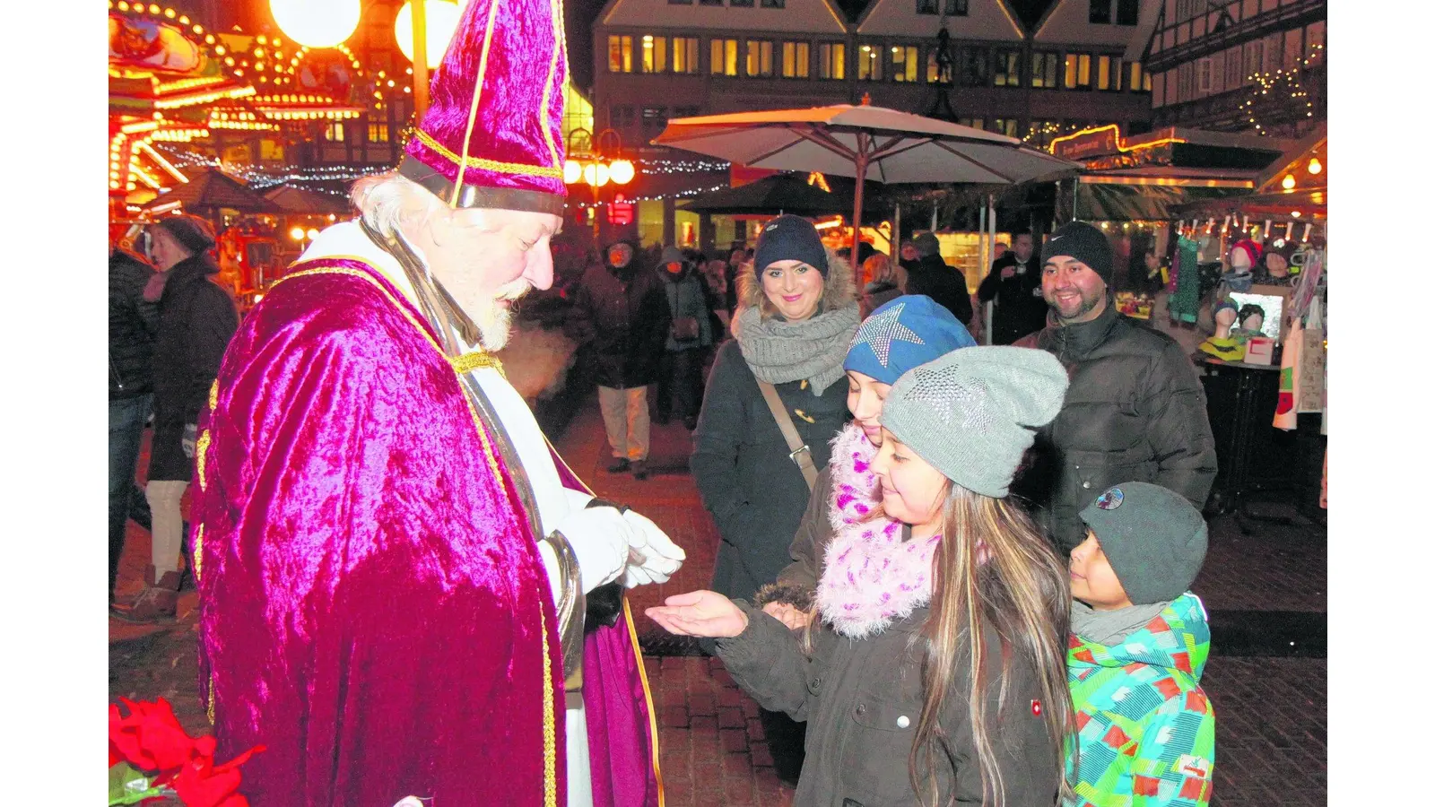 Gefüllte Stiefel sorgen für glänzende Kinderaugen (Foto: bb)