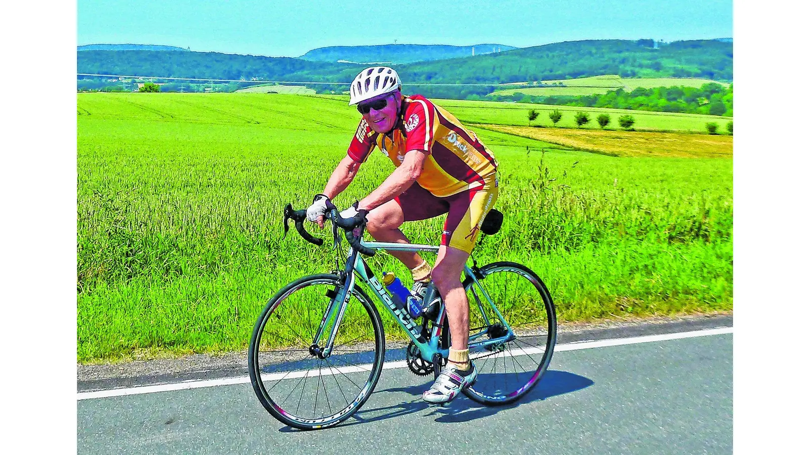 Mit Achtzig noch immer im Sattel (Foto: pp)