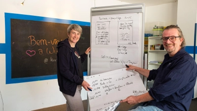 Die Vorbereitungen auf die Party im September laufen: Nicole Brickwedel und Stephan Kuckuck haben einiges zu planen. (Foto: Mirko Bartels)