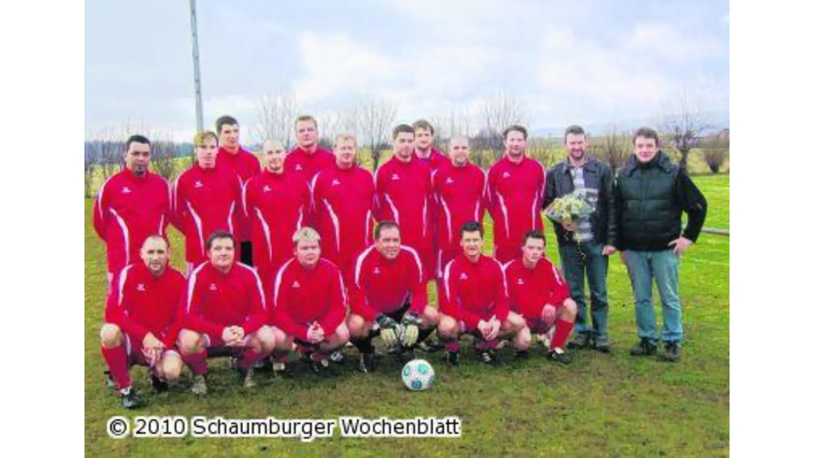 Aufwärmshirts zum Rückrundenauftakt (Foto: tt)